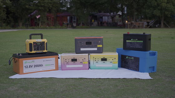 400ah 300ah 100ah 200ah Bộ pin Lithium Rv 12V 120ah 150ah 1000A Vòng đời UPS 6000